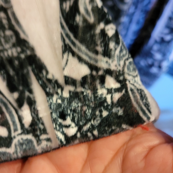 Top - Picture 8 of 8